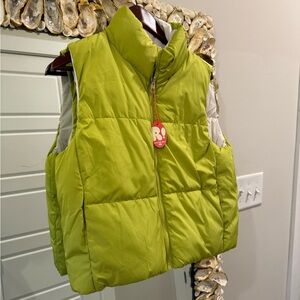 Reversible Puffer Vest Green & White | Cozy Fall Layer | Size M | NWT